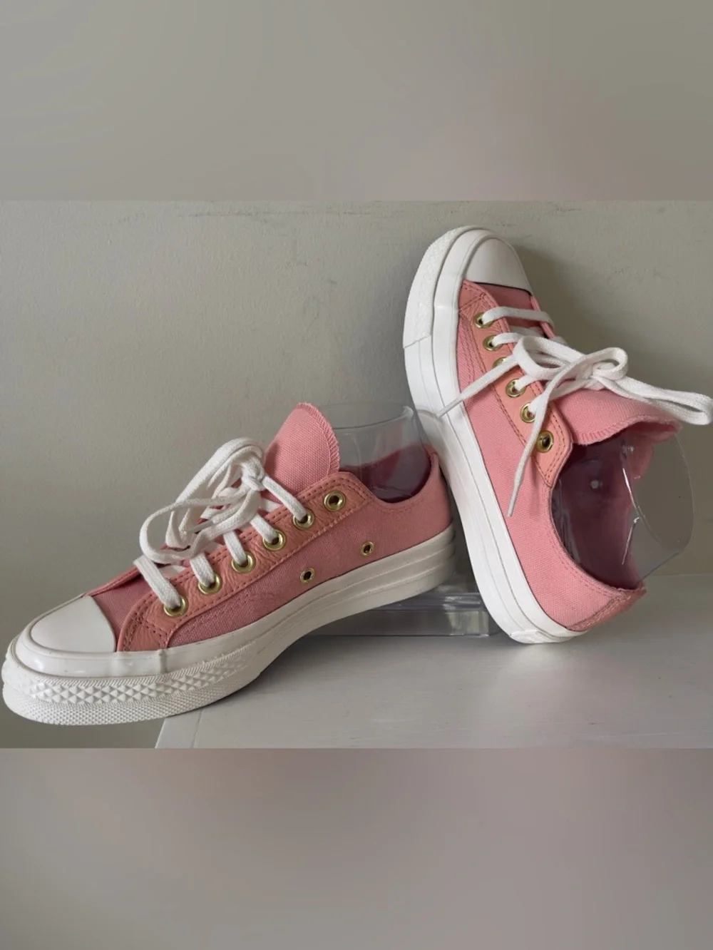 Converse Pink Canvas Low-Top Sneakers with White Soles NWOT SIZE W6.5, M 4.5 - Picture 4 of 8
